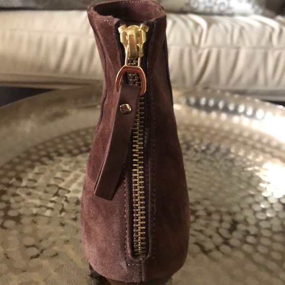 Browns ID Brown suede bootie - Picture 4 of 5